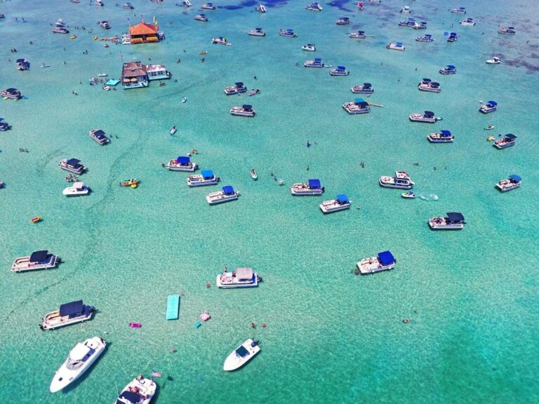 renting a pontoon in destin florida